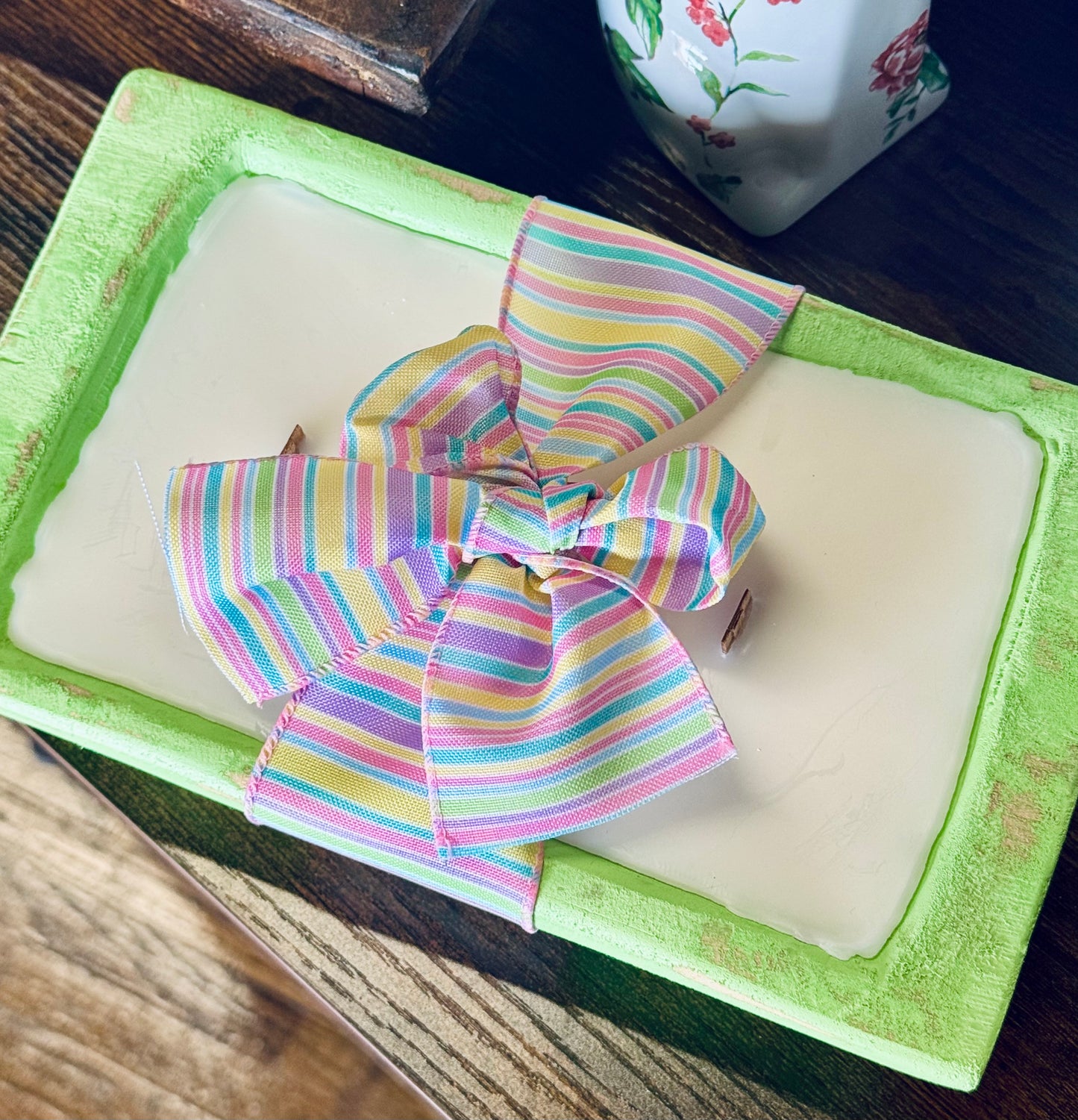 Green Dough Bowl Candle